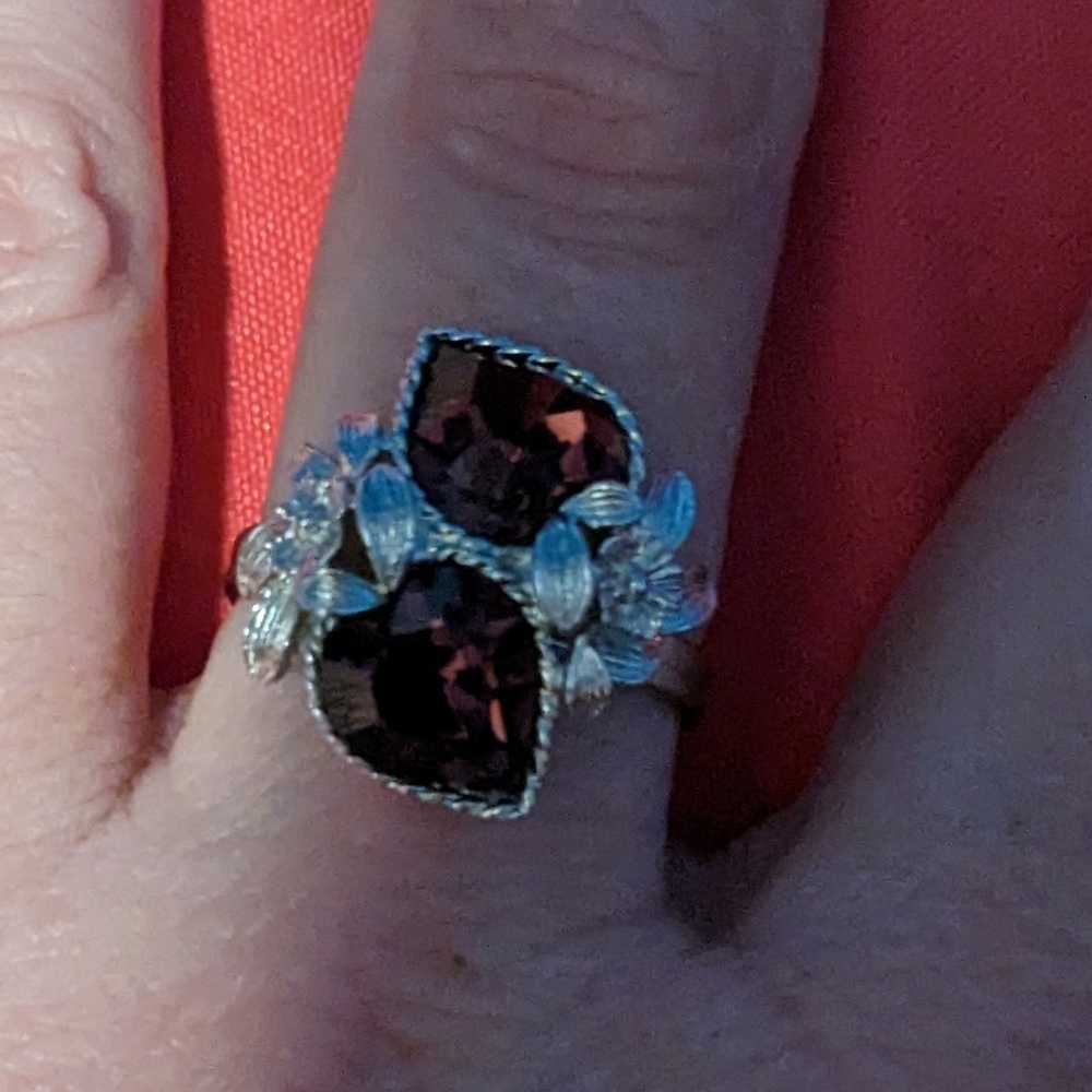 Elegant Silver and Purple Women's Ring
